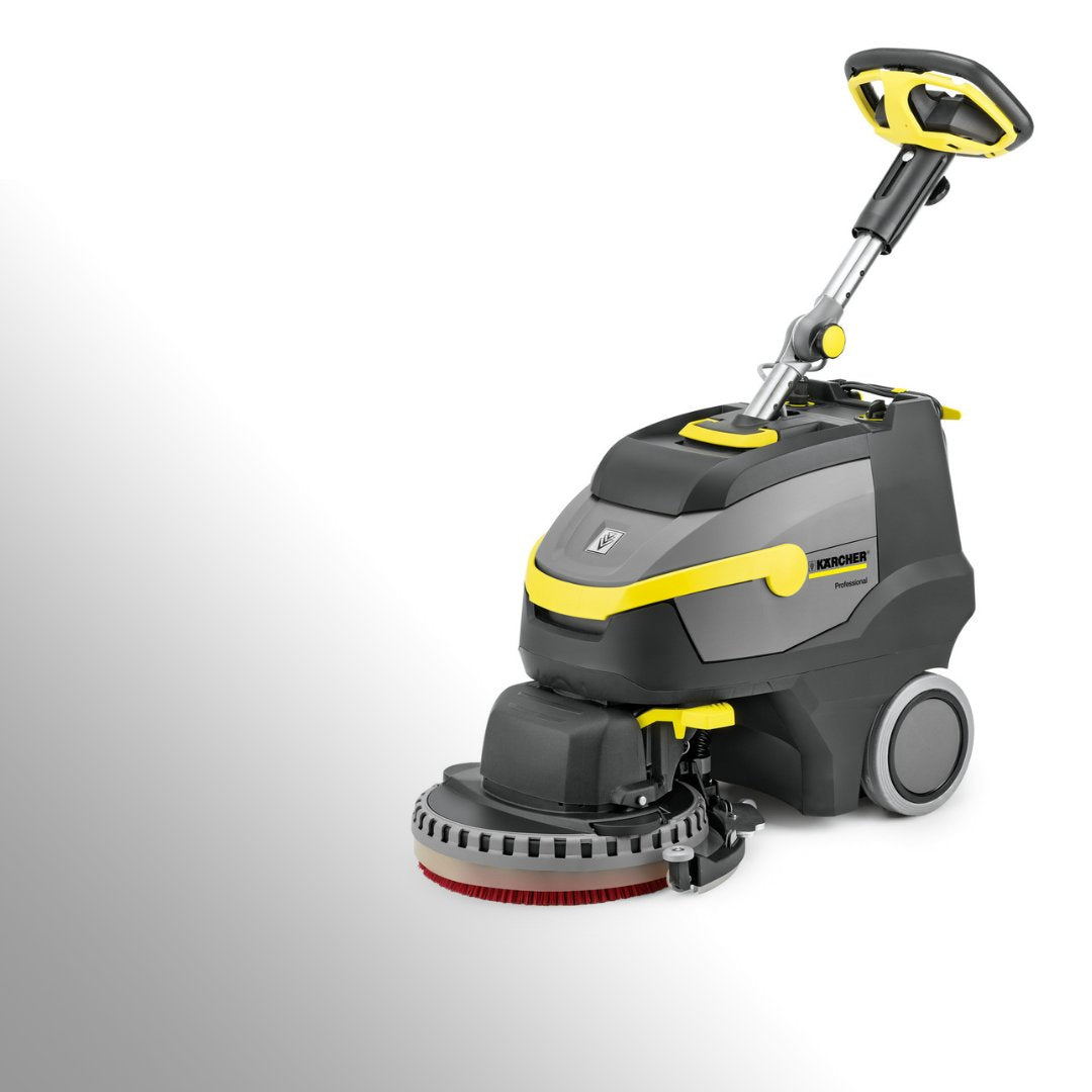 Floor walk behind Scrubber