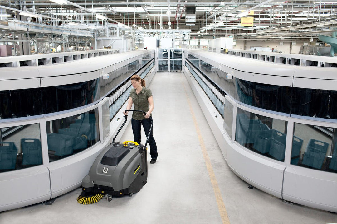 Karcher vacuum sweeper KM 75-40