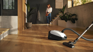 Miele c1 canister vacuum