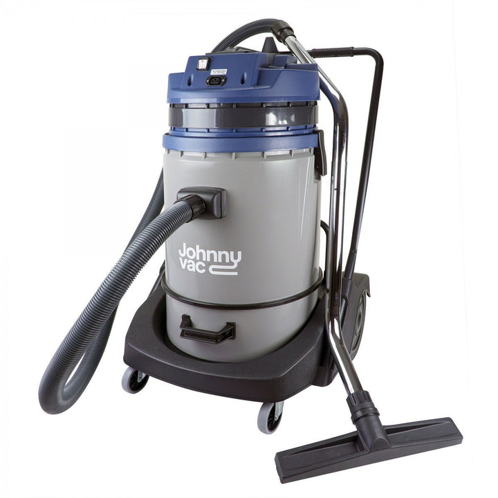 Johnny Vac JV403P 16Gal Wet/Dry Commercial Vacuum With Electrical Outlet For Powerhead