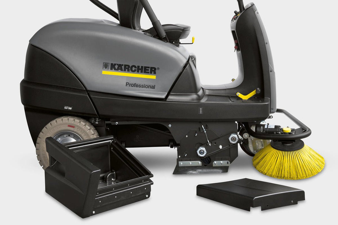 Karcher Vacuum Sweeper KM 100/100 R Bp - Sweepers